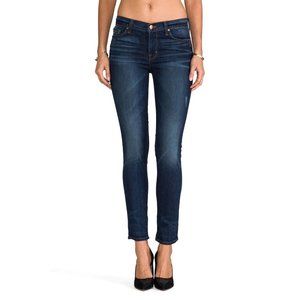 J BRAND Mid-Rise Skinny Jean in Heartbreaker